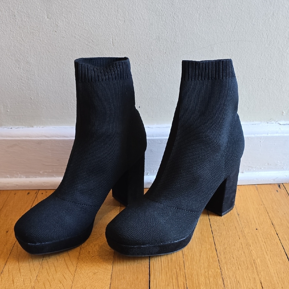 NWOT, MIA, Natascha, Black Knit Sock Platform Booties, Women's 9